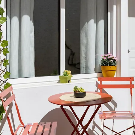 Bonito Estudio Carihuela Con Terraza, Wifi, Playa A 150 Metros Apartamento *
