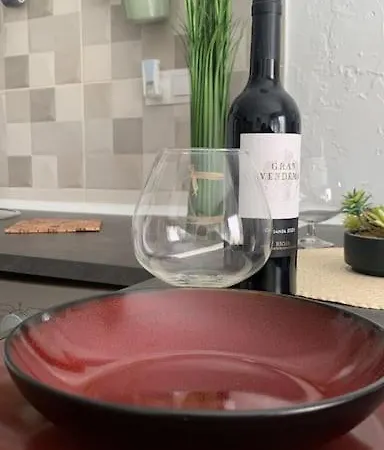 Bonito Estudio Carihuela Con Terraza, Wifi, Playa A 150 Metros