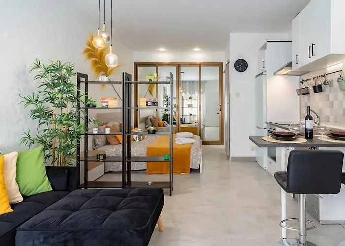 Lägenhet Bonito Estudio Carihuela Con Terraza, Wifi, Playa A 150 Metros